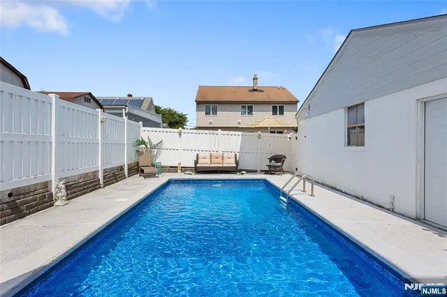 $690,000 | 85 Avenue East, Lodi, NJ 07644