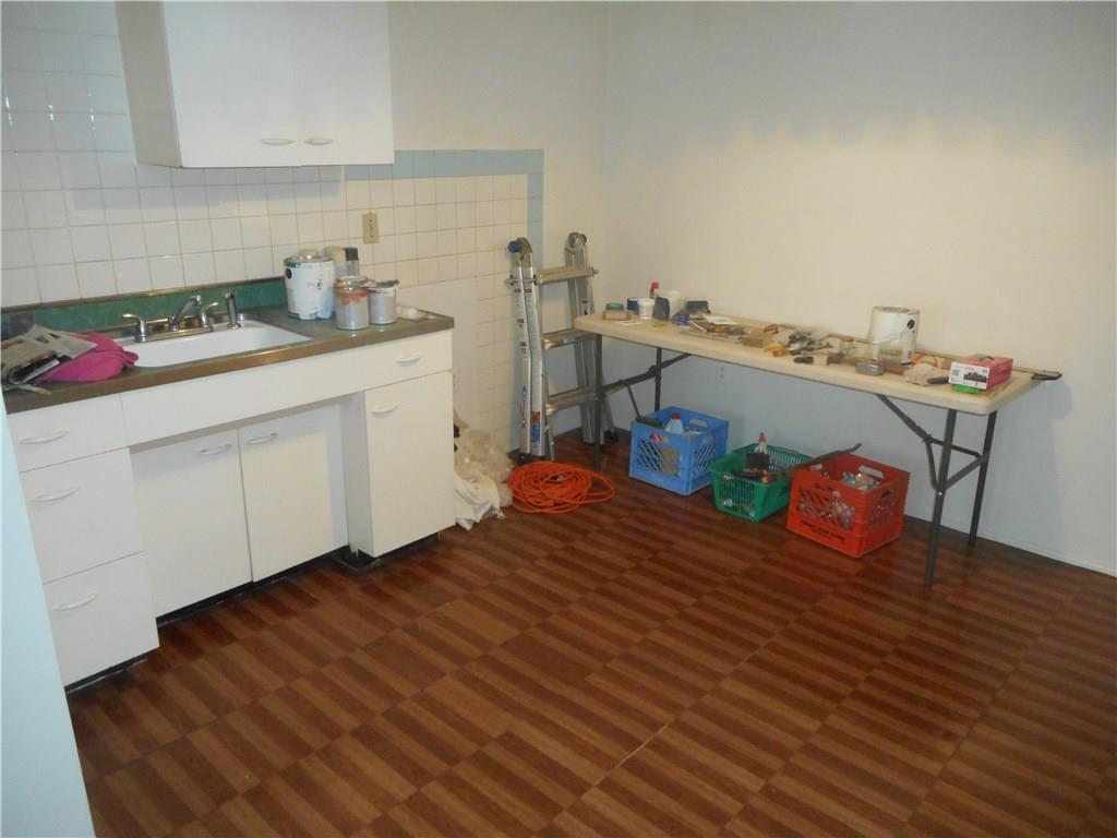10155 Pearl Road Penn Hills, PA 15235 - Photo 17 of 21 KITCHEN LOWER LEVEL APARTMENT