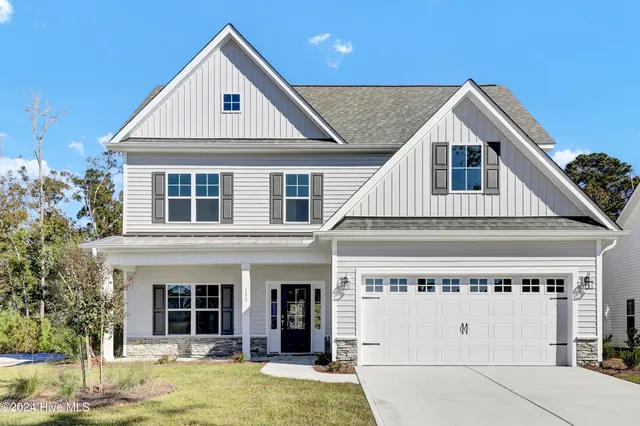 $519,900 | 133 Tilloo Cut Way, Hampstead, NC 28443
