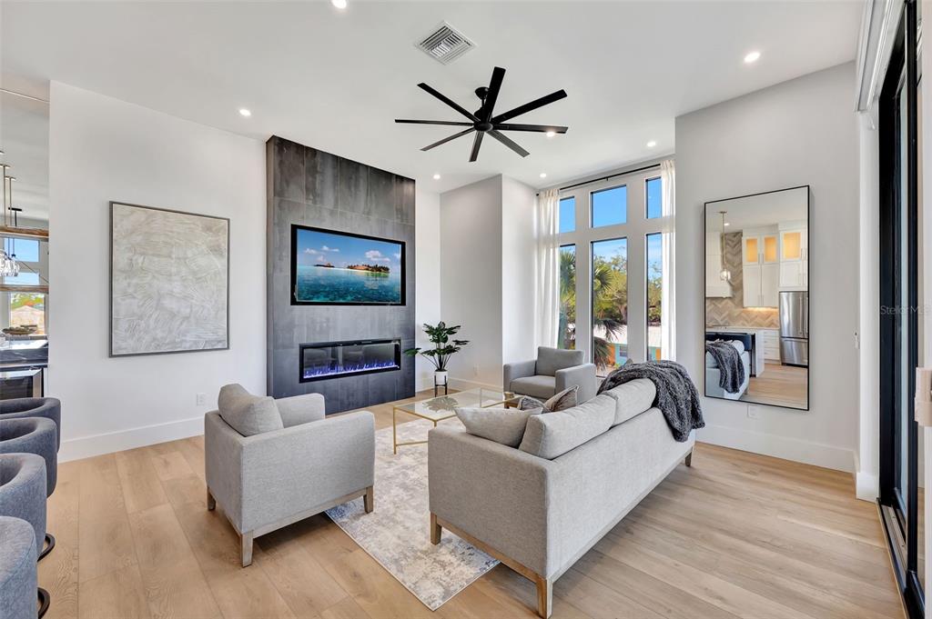 331 Albert Street Dunedin, FL 34698 - Photo 16 of 64