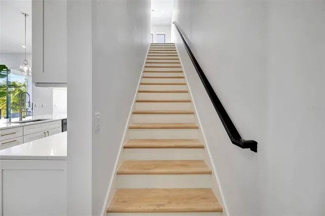 $12,000 | 331 Albert Street, Dunedin, FL 34698