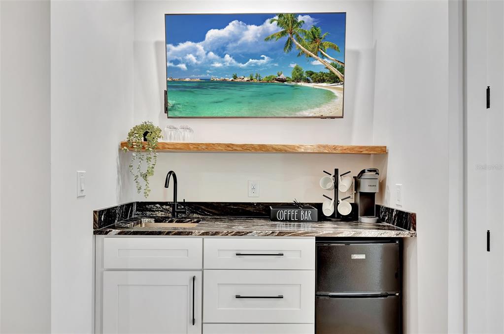 331 Albert Street Dunedin, FL 34698 - Photo 24 of 64