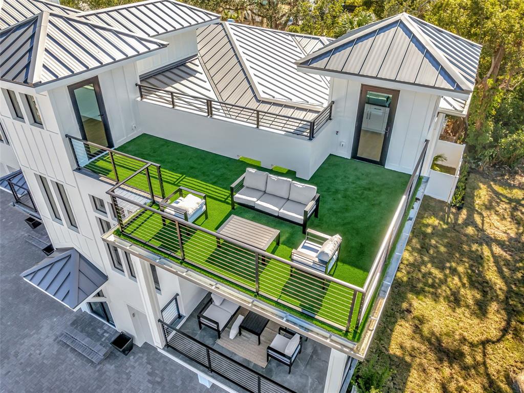 331 Albert Street Dunedin, FL 34698 - Photo 5 of 64