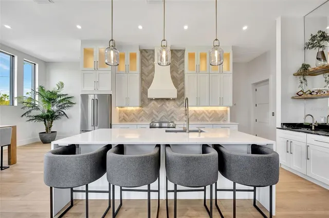 $12,000 | 331 Albert Street, Dunedin, FL 34698