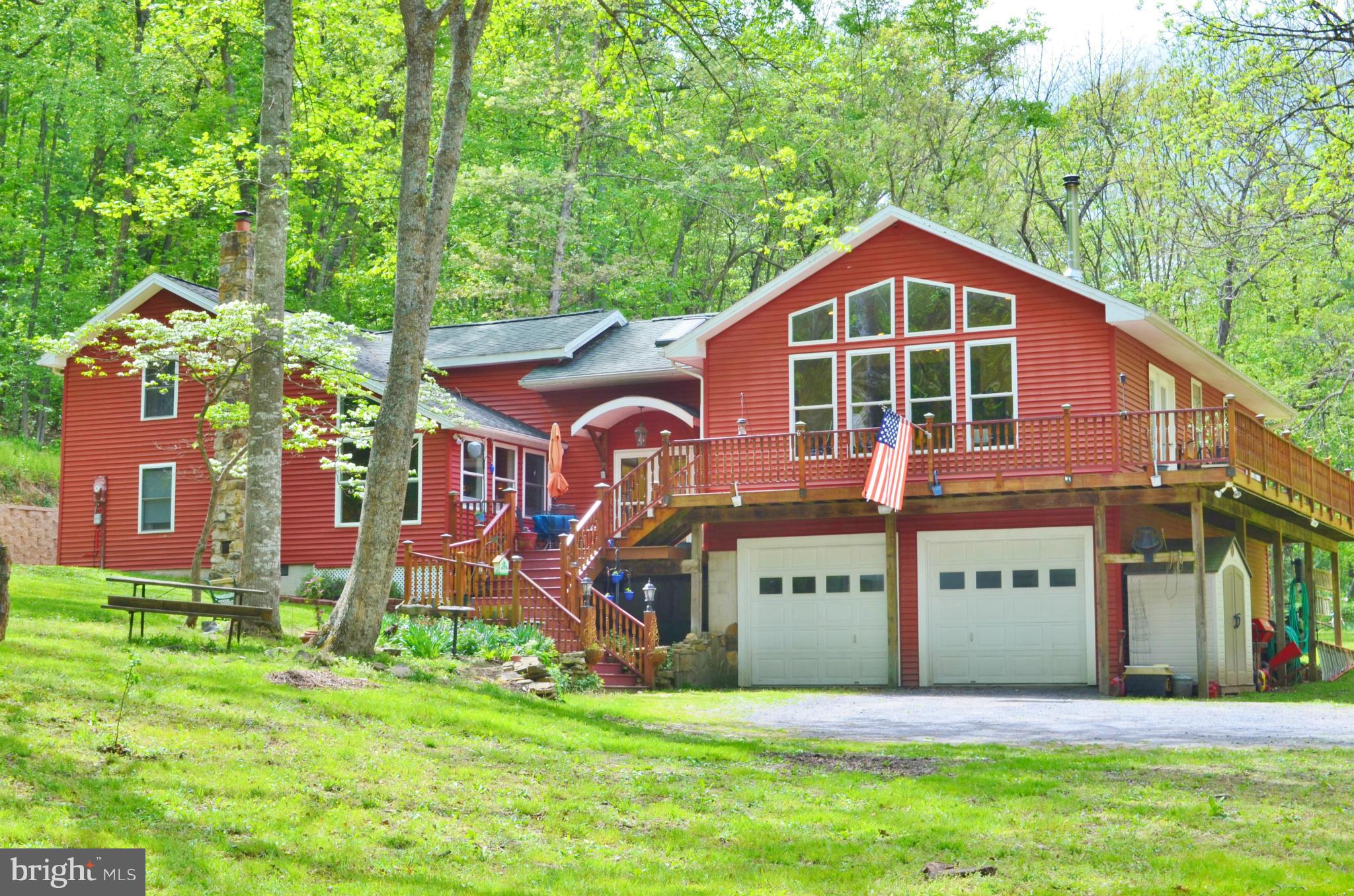 974 North Maple Road Mount Jackson, VA 22842 - Photo 1 of 30 a front view of a house with a yard