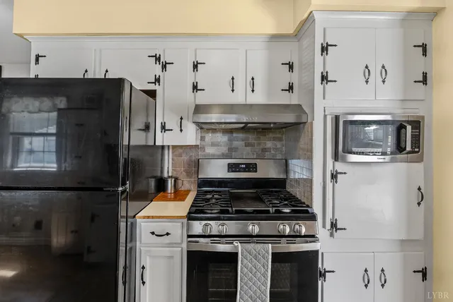 $300,000 | 251 Independence Circle, Forest, VA 24551