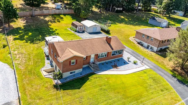 $300,000 | 251 Independence Circle, Forest, VA 24551