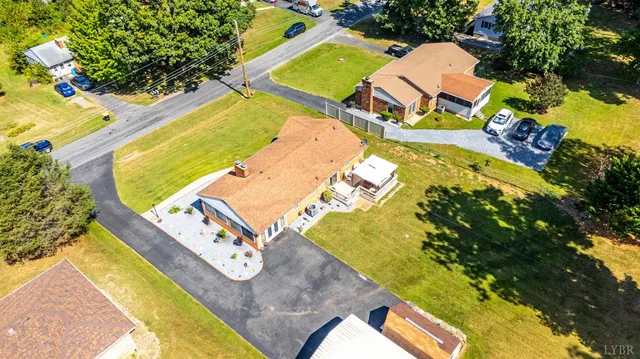 $300,000 | 251 Independence Circle, Forest, VA 24551