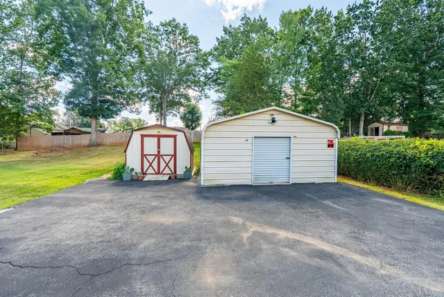 $300,000 | 251 Independence Circle, Forest, VA 24551