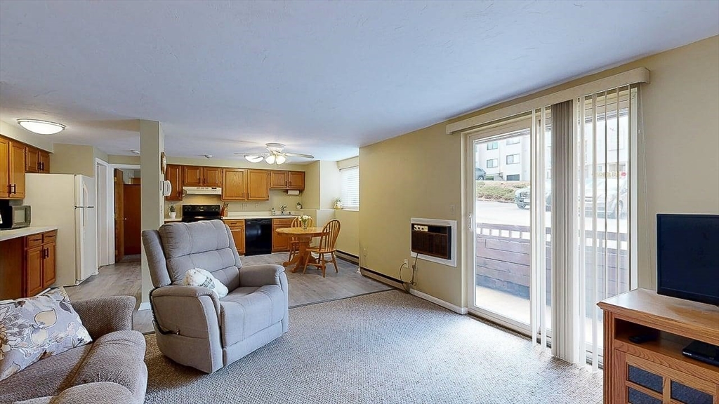 10 A Hulbert Road, Unit 2 Worcester, MA 01603 - Photo 13 of 27 Gallery Image 13