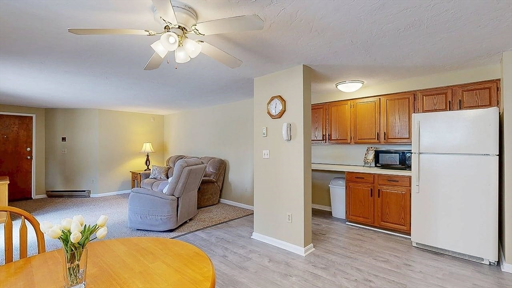 10 A Hulbert Road, Unit 2 Worcester, MA 01603 - Photo 9 of 27 Gallery Image 9
