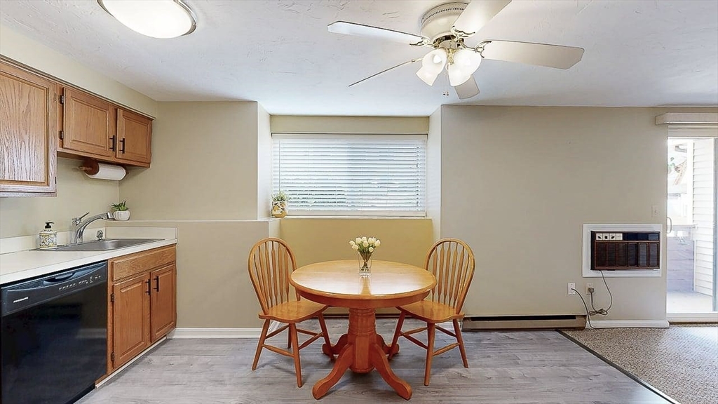 10 A Hulbert Road, Unit 2 Worcester, MA 01603 - Photo 10 of 27 Gallery Image 10