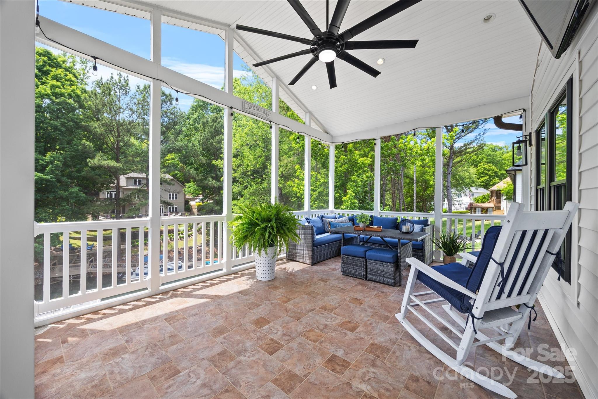 184 Quiet Cove Road Mooresville, NC 28117 - Photo 33 of 45 a living room with patio area