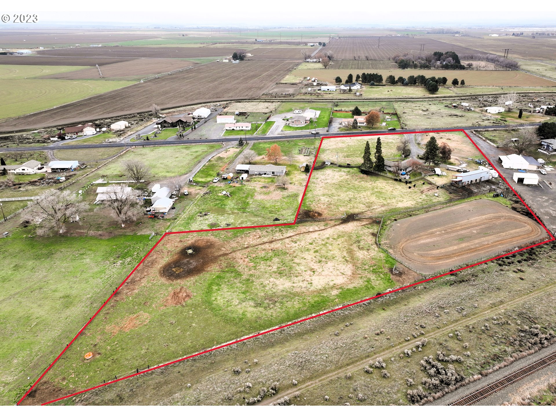 32293 East Loop Road Hermiston, OR 97838 - Photo 1 of 8