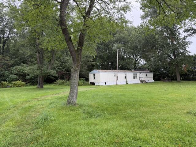 19020 State Line Road Edwardsburg, MI 49112 - Photo 1 of 7 IMG_5822