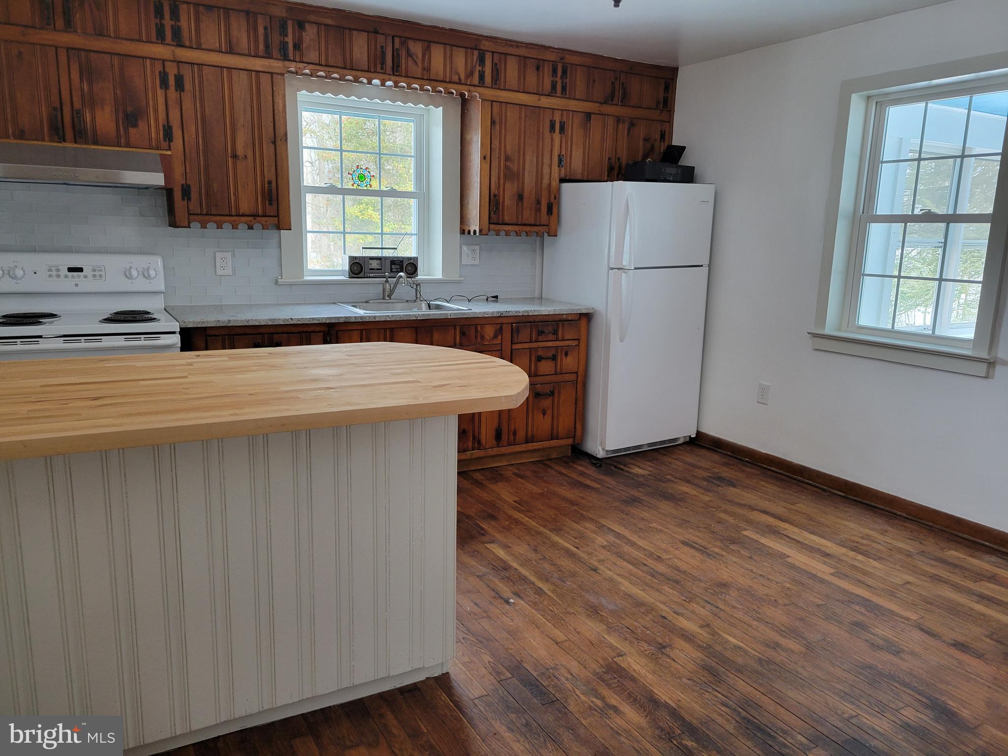 629 Cold Run Road Elverson, PA 19520 - Photo 16 of 36 Kitchen