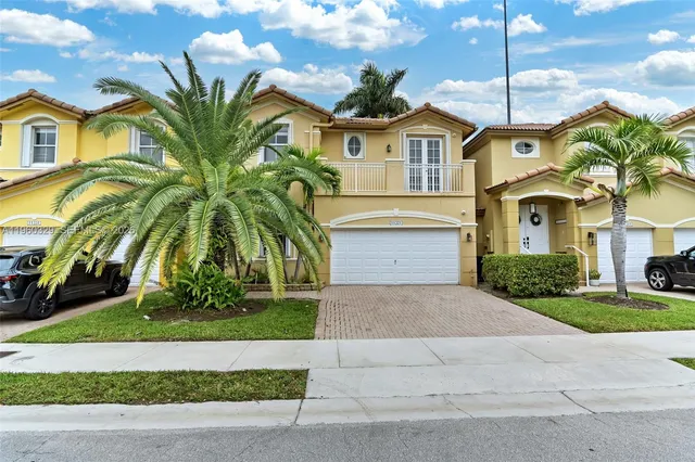 $725,000 | 11321 Northwest 84th Street, Doral, FL 33178
