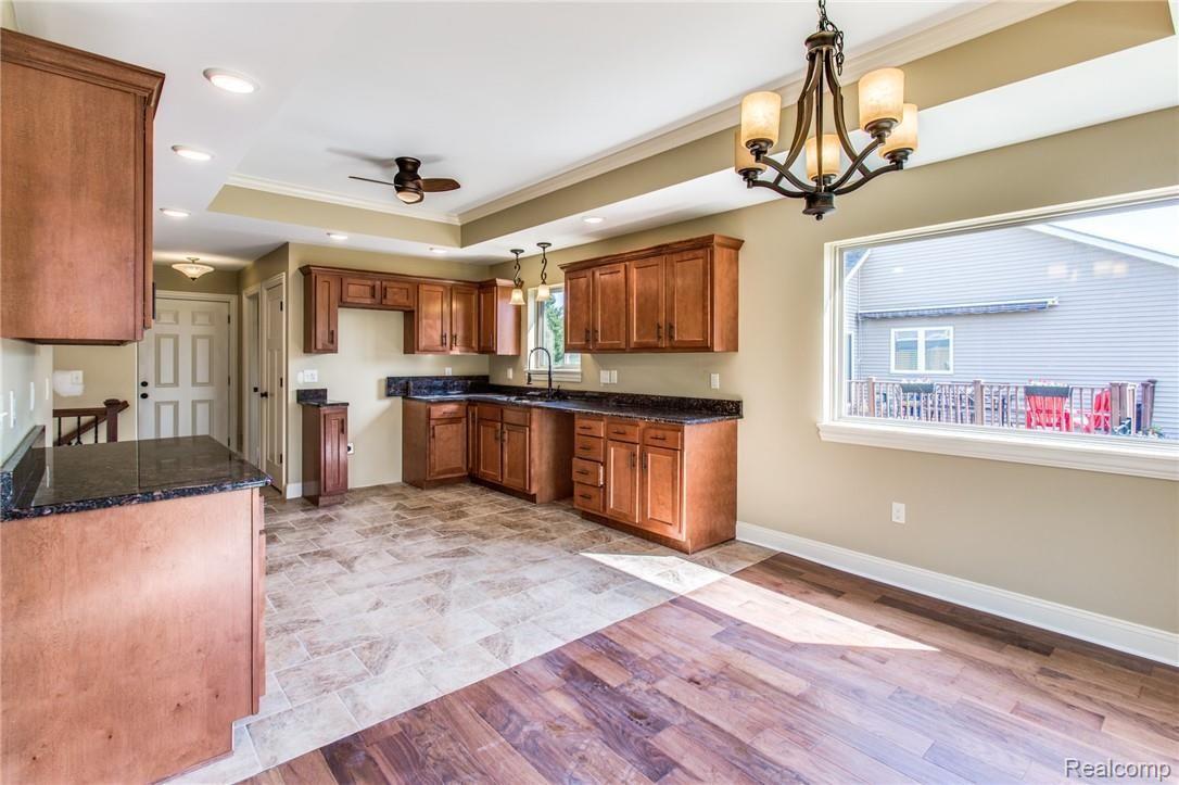 122 Rella Rae Avenue Marysville, MI 48040 - Photo 5 of 30 122 Rella Rae Ave-9.JPG