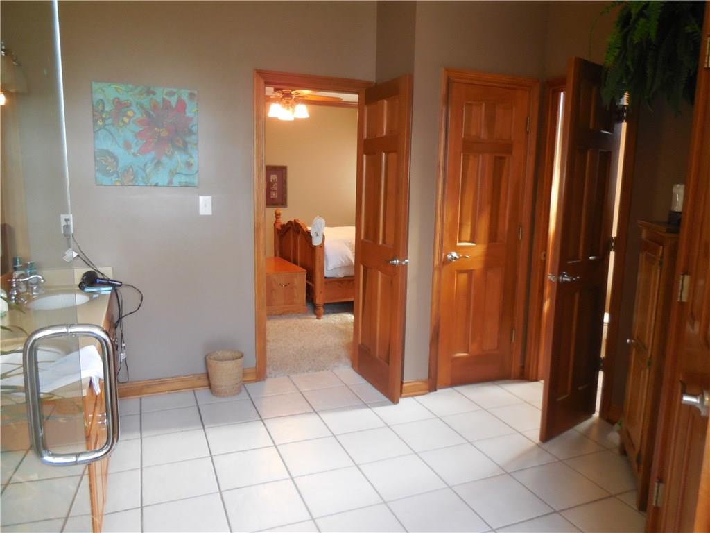 1936 Berry Road Greenwood, IN 46143 - Photo 11 of 24 Gallery Image 11