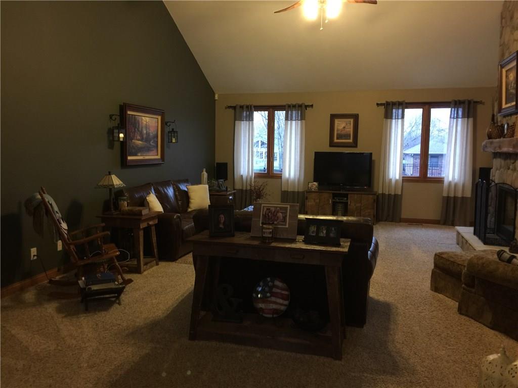 1936 Berry Road Greenwood, IN 46143 - Photo 7 of 24 Gallery Image 7