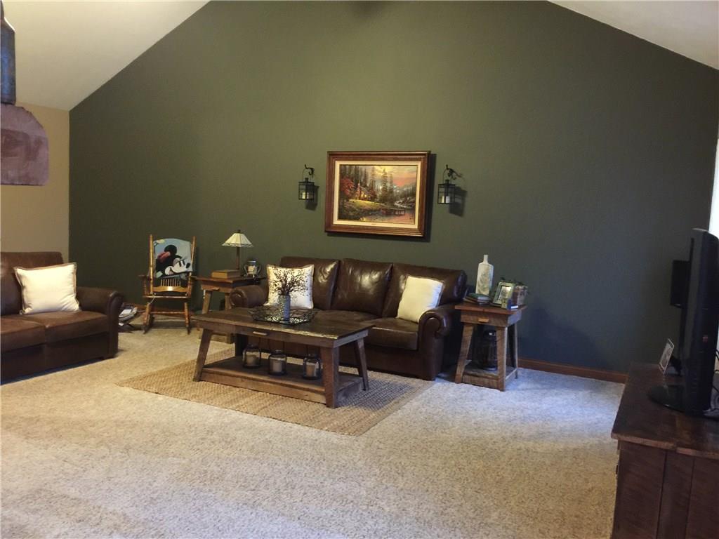 1936 Berry Road Greenwood, IN 46143 - Photo 8 of 24 Gallery Image 8