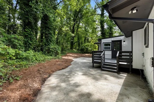 $289,900 | 4720 Shoshonee Trail, College Park, GA 30349