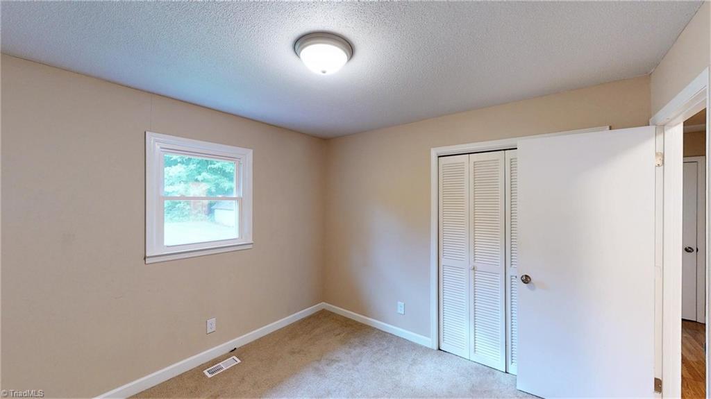 201 High Meadows Road Thomasville, NC 27360 - Photo 12 of 50 Gallery Image 12