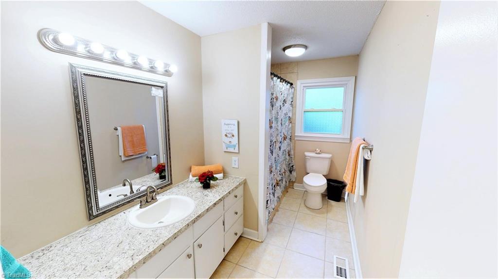 201 High Meadows Road Thomasville, NC 27360 - Photo 15 of 50 Gallery Image 15