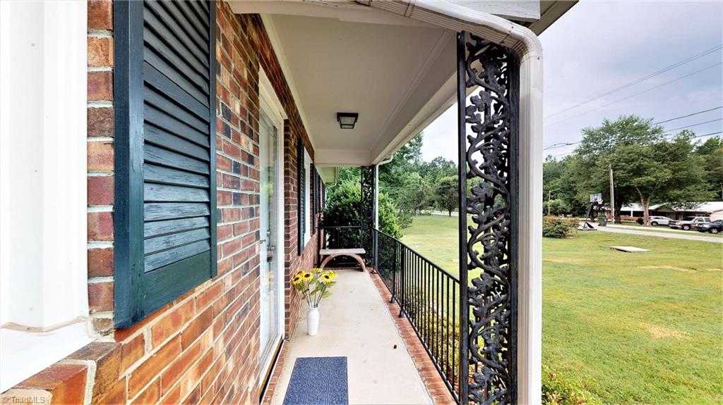 201 High Meadows Road Thomasville, NC 27360 - Photo 29 of 50 Gallery Image 29