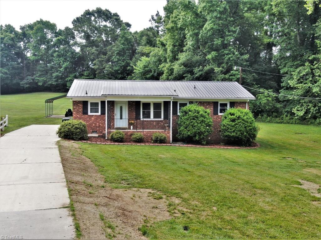 201 High Meadows Road Thomasville, NC 27360 - Photo 38 of 50 Gallery Image 38