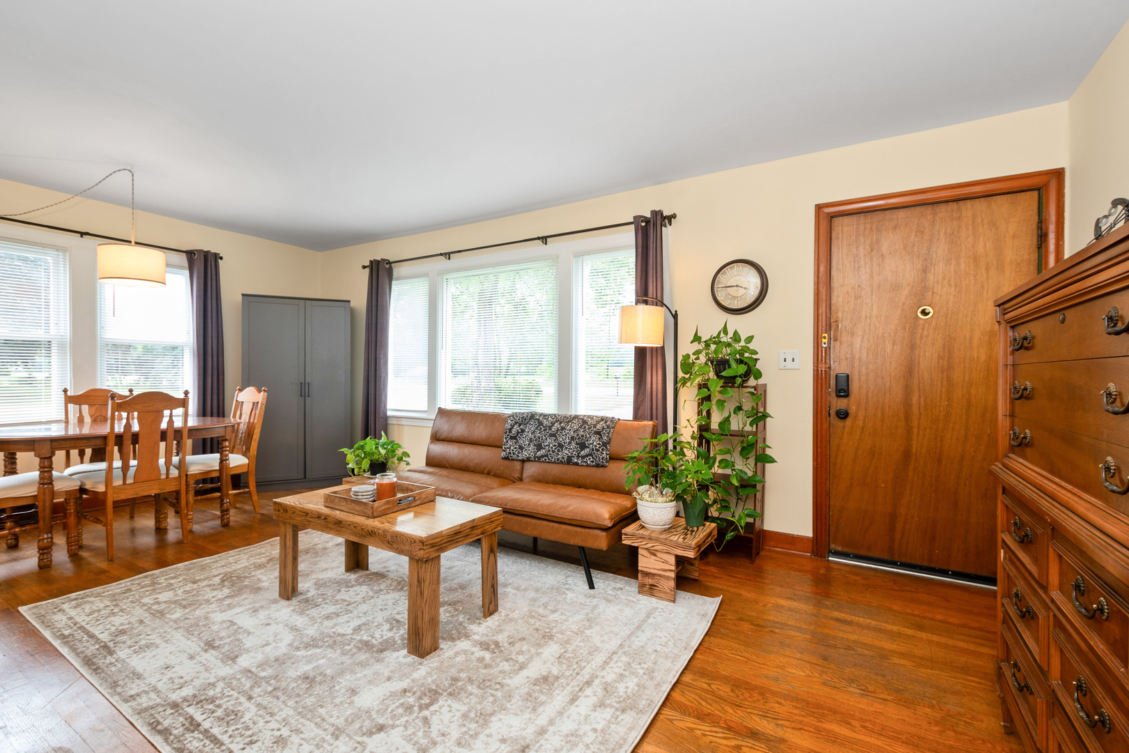 6727 Willow Springs Road Countryside, IL 60525 - Photo 13 of 20 Gallery Image 13