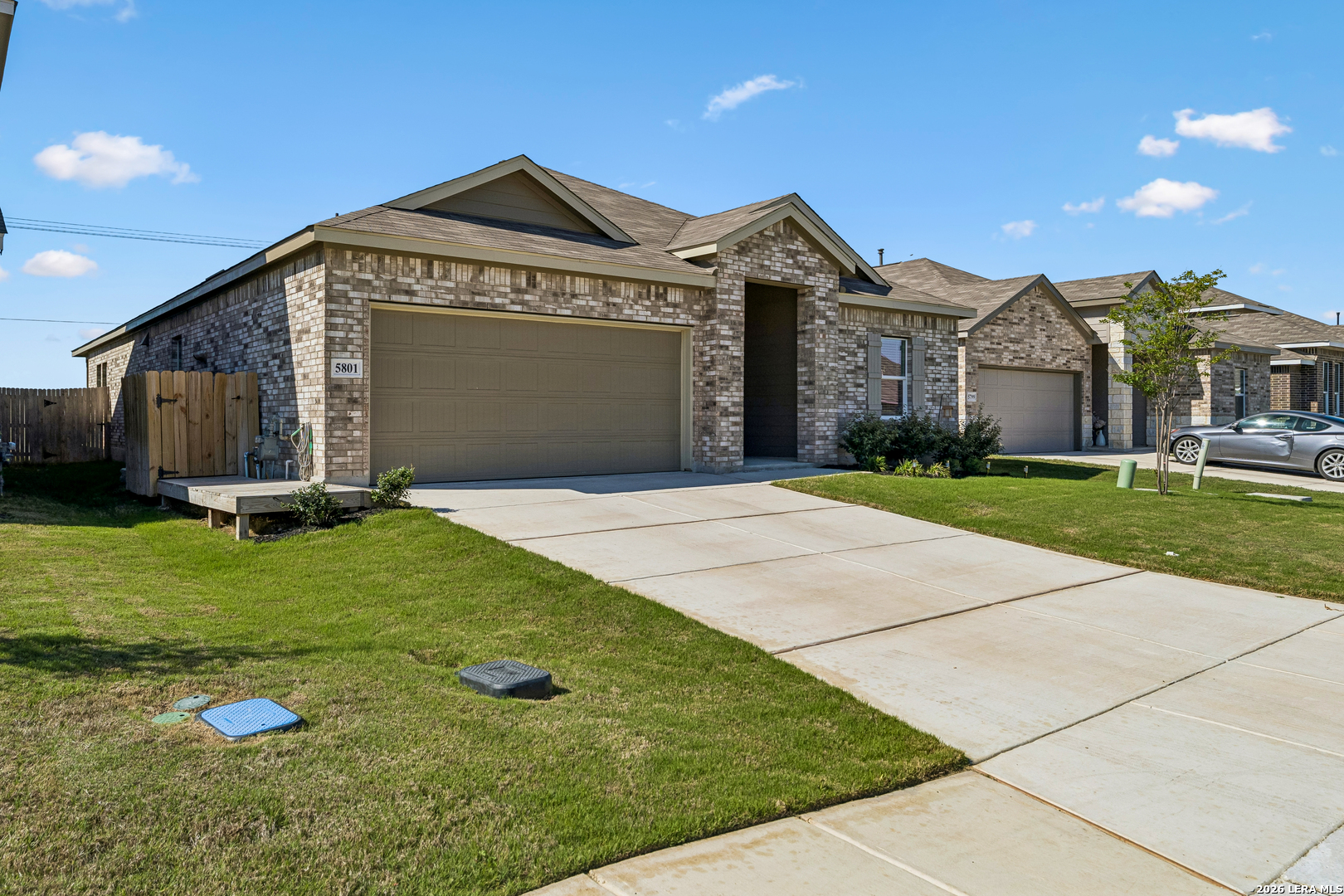 5801 Musquiz Ridge Seguin, TX 78155 - Photo 2 of 40