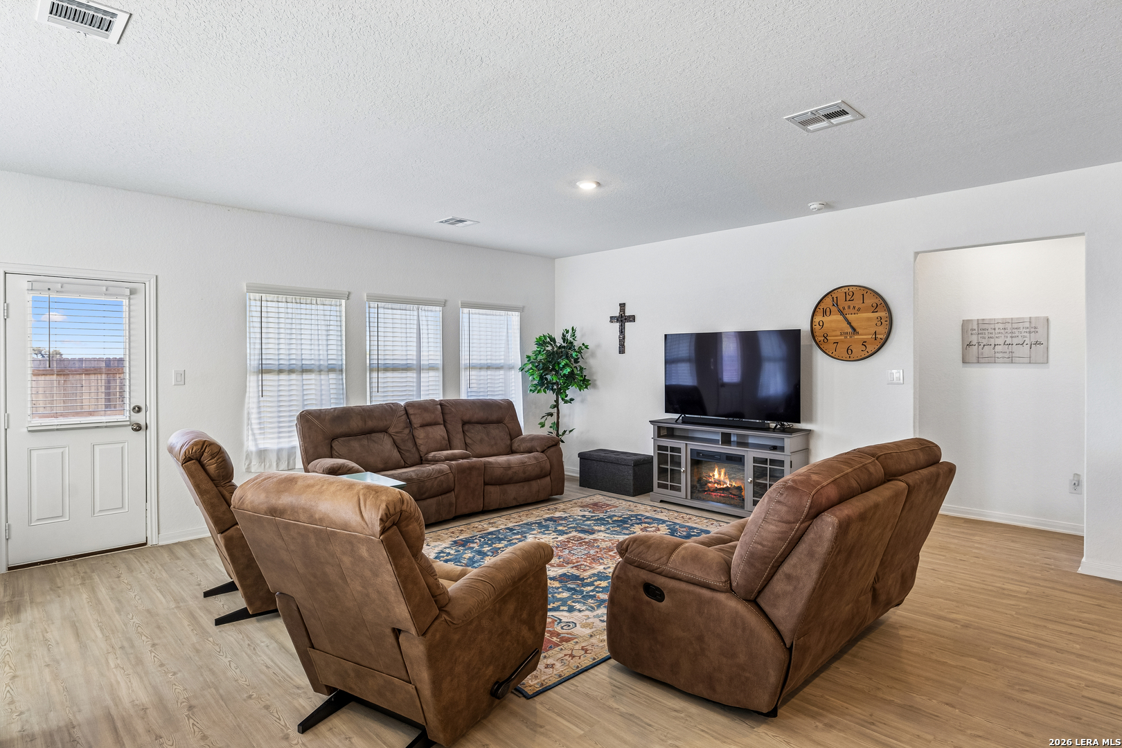 5801 Musquiz Ridge Seguin, TX 78155 - Photo 6 of 40