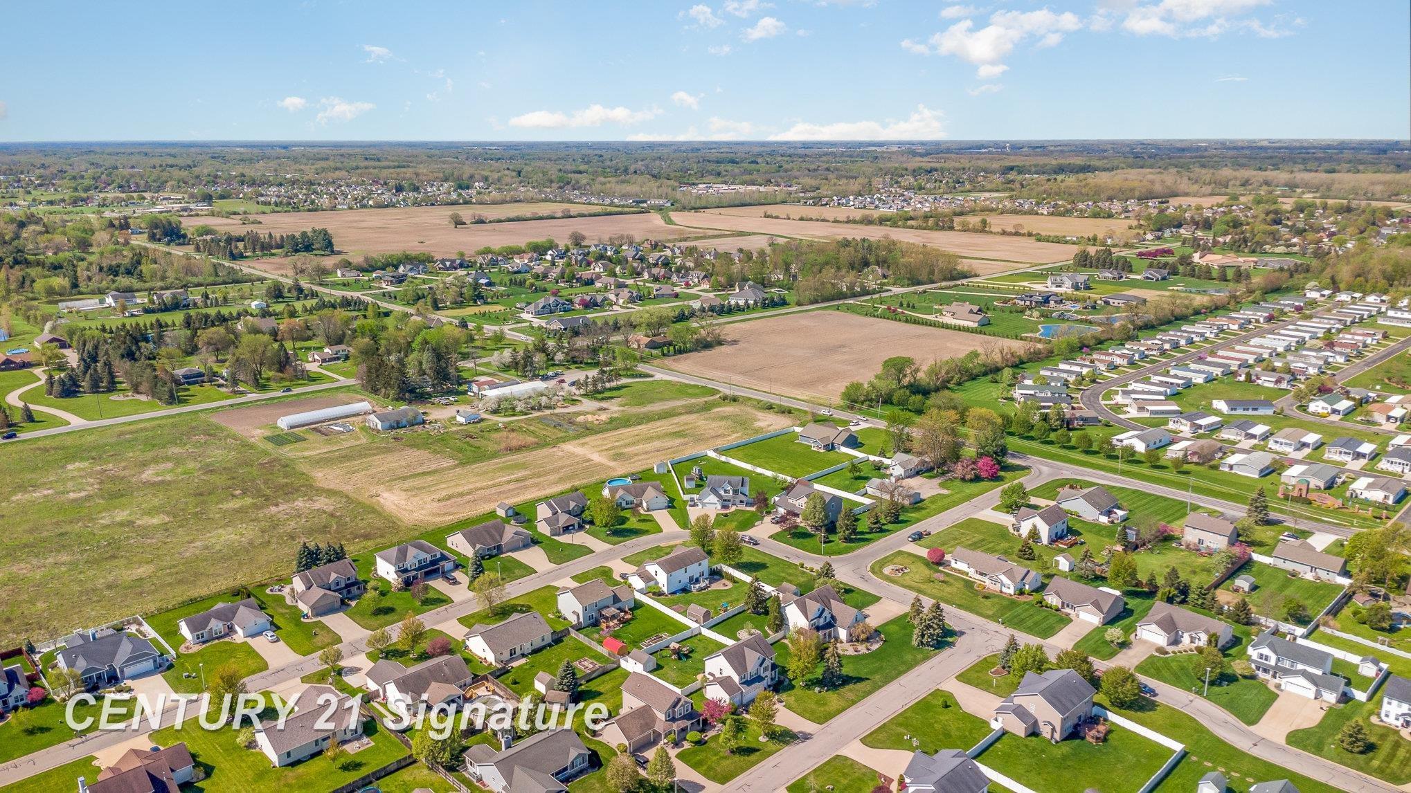 4100 Lawndale Road Saginaw, MI 48603 - Photo 39 of 40 50140932-a19bf5a5-f9ae-49a2-ac1e-181fa1922af2.JPG
