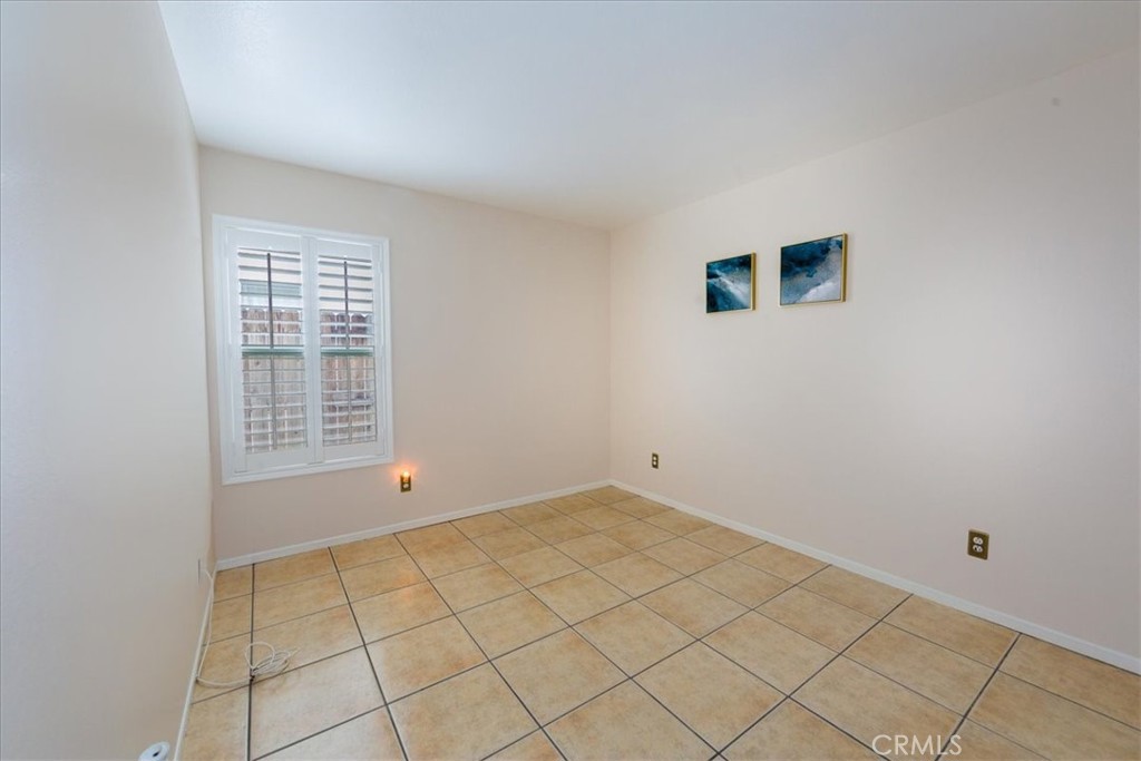 2374 Nash Lane Oxnard, CA 93033 - Photo 11 of 18 a view of an empty room with a window