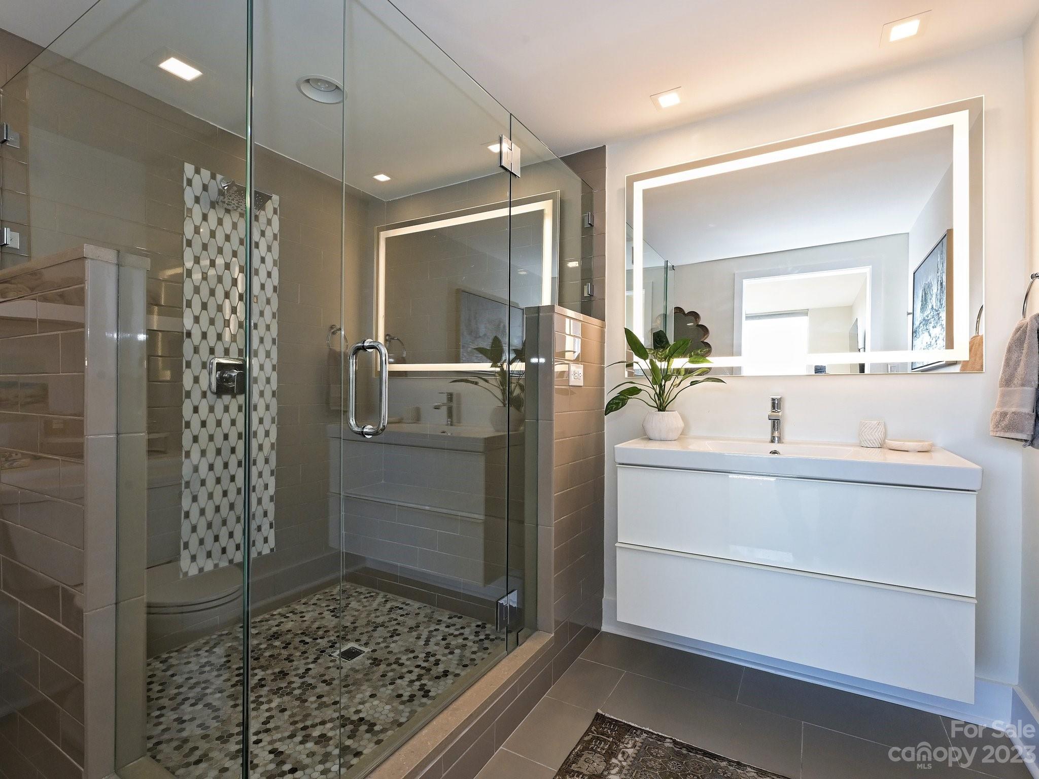 1300 Reece Road, Unit 420 Charlotte, NC 28209 - Photo 11 of 19 Gallery Image 11