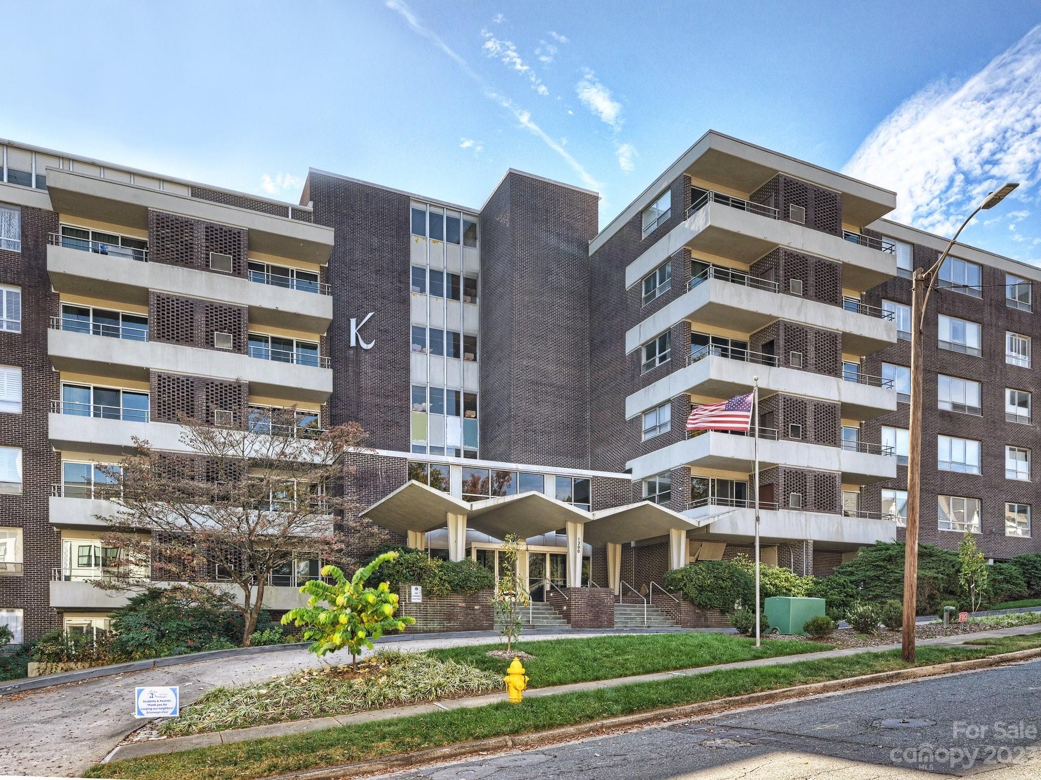 1300 Reece Road, Unit 420 Charlotte, NC 28209 - Photo 16 of 19 Gallery Image 16