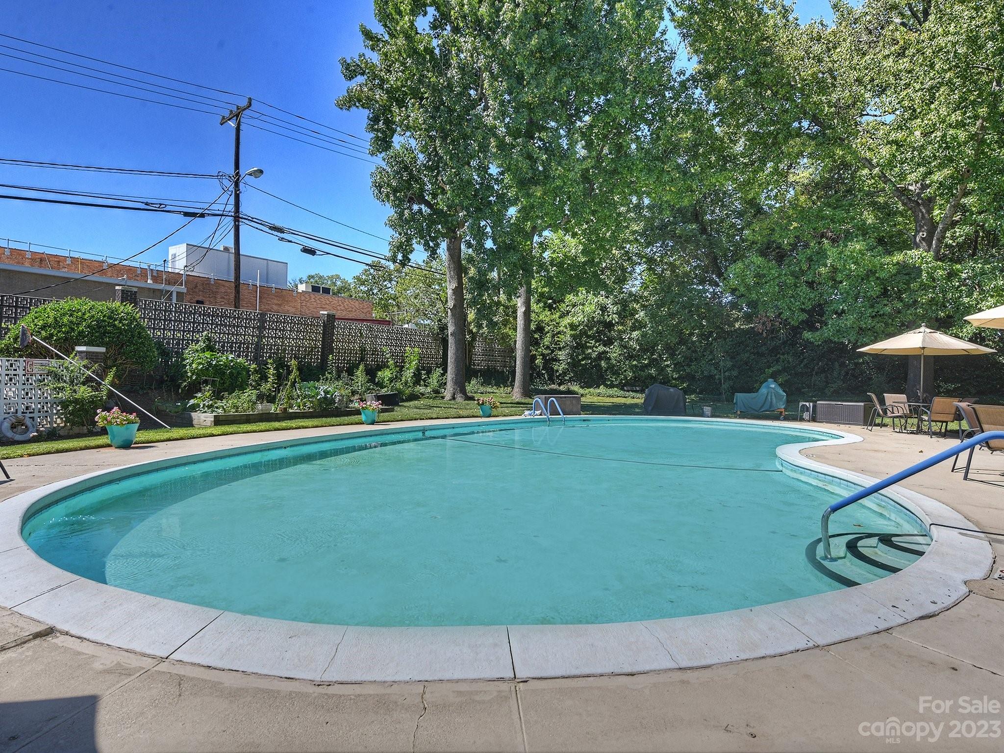 1300 Reece Road, Unit 420 Charlotte, NC 28209 - Photo 17 of 19 Gallery Image 17