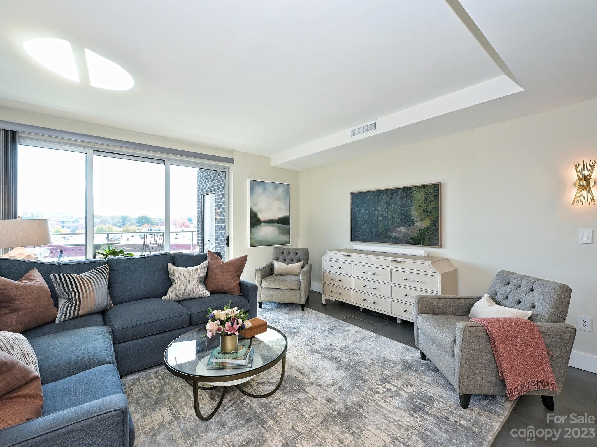 1300 Reece Road, Unit 420 Charlotte, NC 28209 - Photo 3 of 19 Gallery Image 3