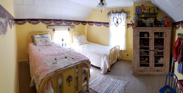 12721 Coleta Road Sterling, IL 61081 - Photo 18 of 35 a bedroom with a bed and a window