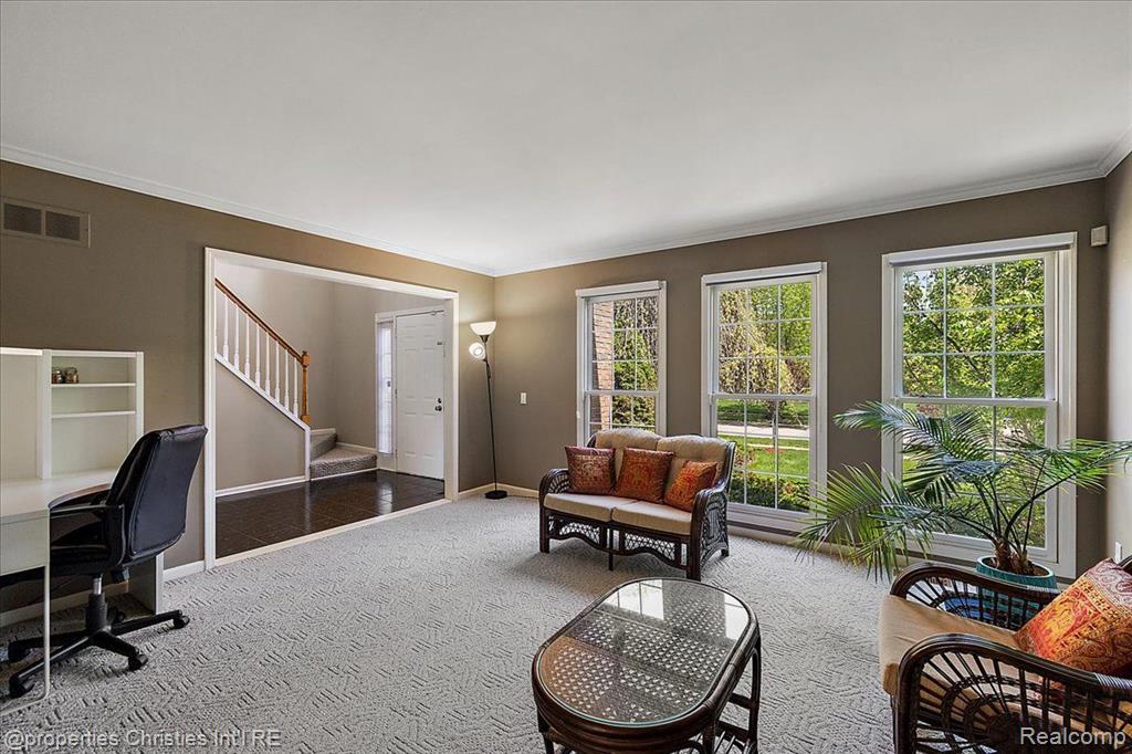 1708 Tremont Road Canton, MI 48188 - Photo 17 of 60