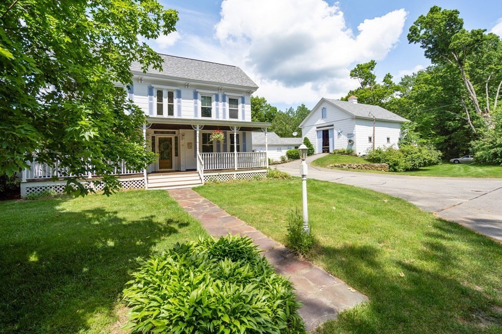 11 Morrison Road Windham, NH 03087 - Photo 1 of 40