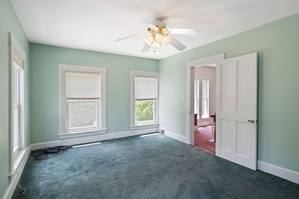 11 Morrison Road Windham, NH 03087 - Photo 29 of 40