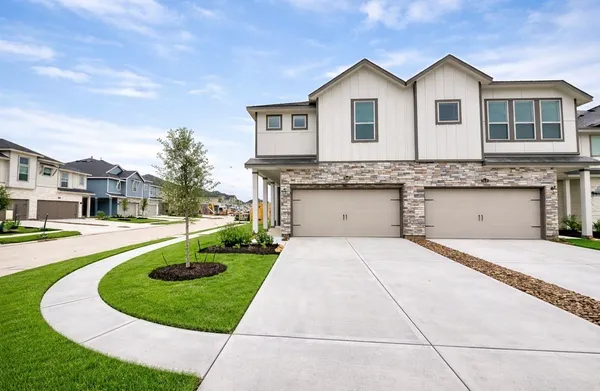 $2,350 | 5422 Holly Hvn Court, Fulshear, TX 77441