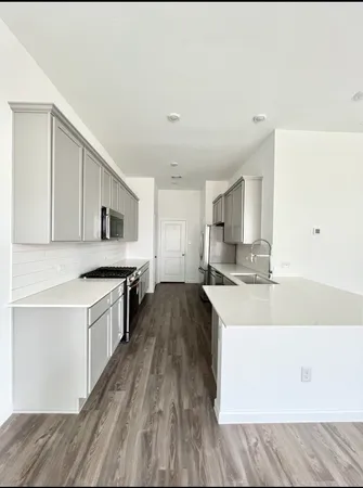 $2,350 | 5422 Holly Hvn Court, Fulshear, TX 77441