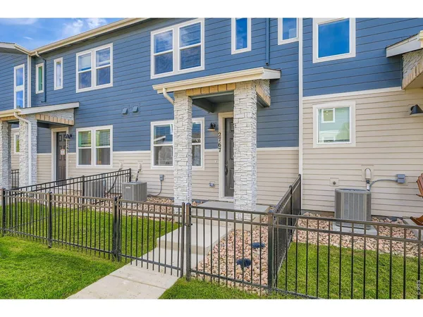 $464,990 | 2817 Bear Springs Circle, Longmont, CO 80503