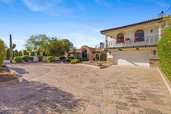$1,389,500 | 320 West Bethany Home Road, Phoenix, AZ 85013