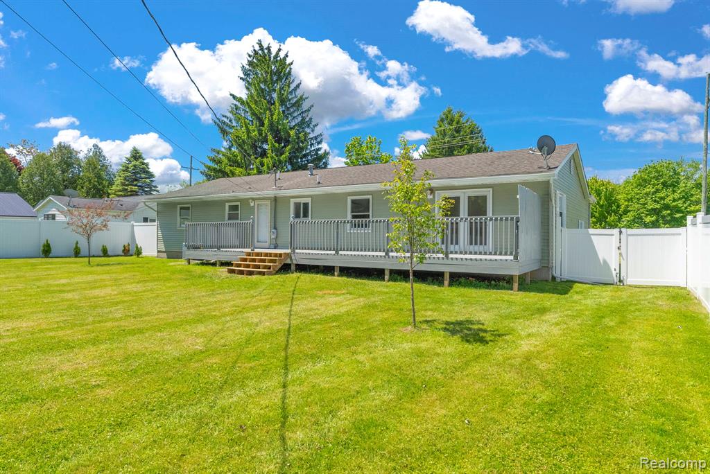 4046 State Road Fort Gratiot, MI 48059 - Photo 33 of 38