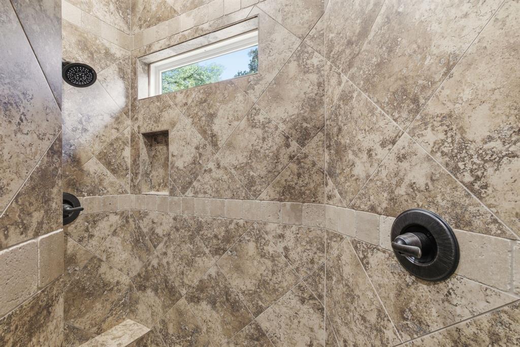 160 Falcon Drive Weatherford, TX 76088 - Photo 19 of 40