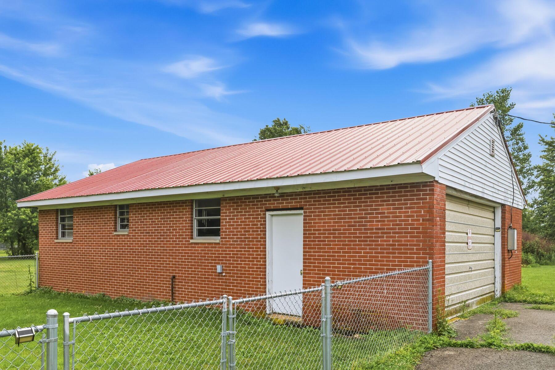 2890 Smeltzer Road Marion, OH 43302 - Photo 5 of 17 5-web-or-mls-2890 Smeltzer Rd-105